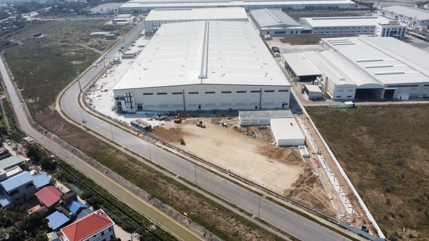 SHY-W38 Ready – built warehouse for lease in Hung Yen